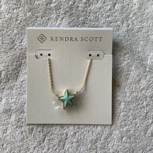 Kendra Scott necklace